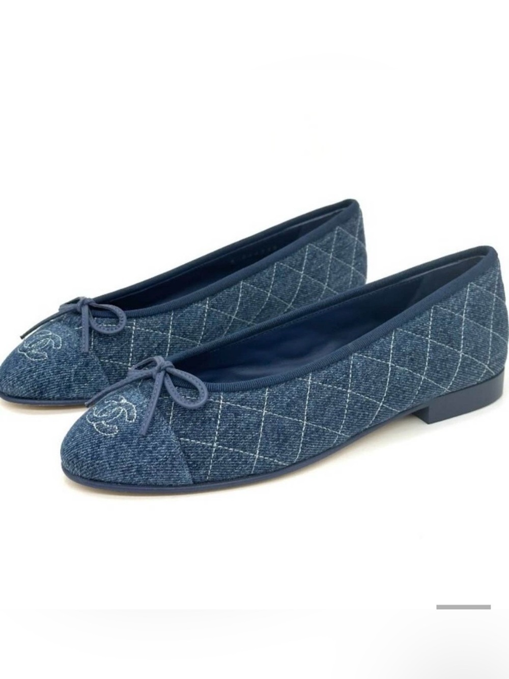 Chanel 26P Denim Blue Quilted Ballet Flats Size 38.5